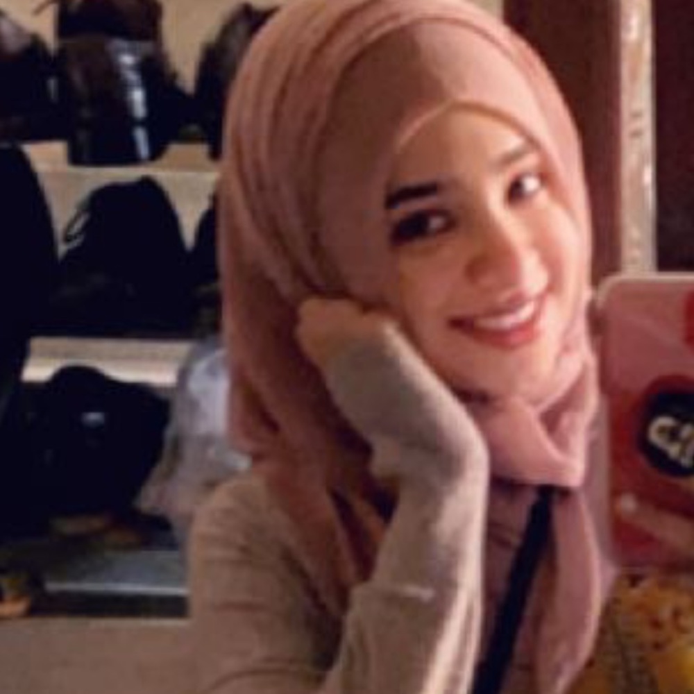 Meet your Posher, Naillah